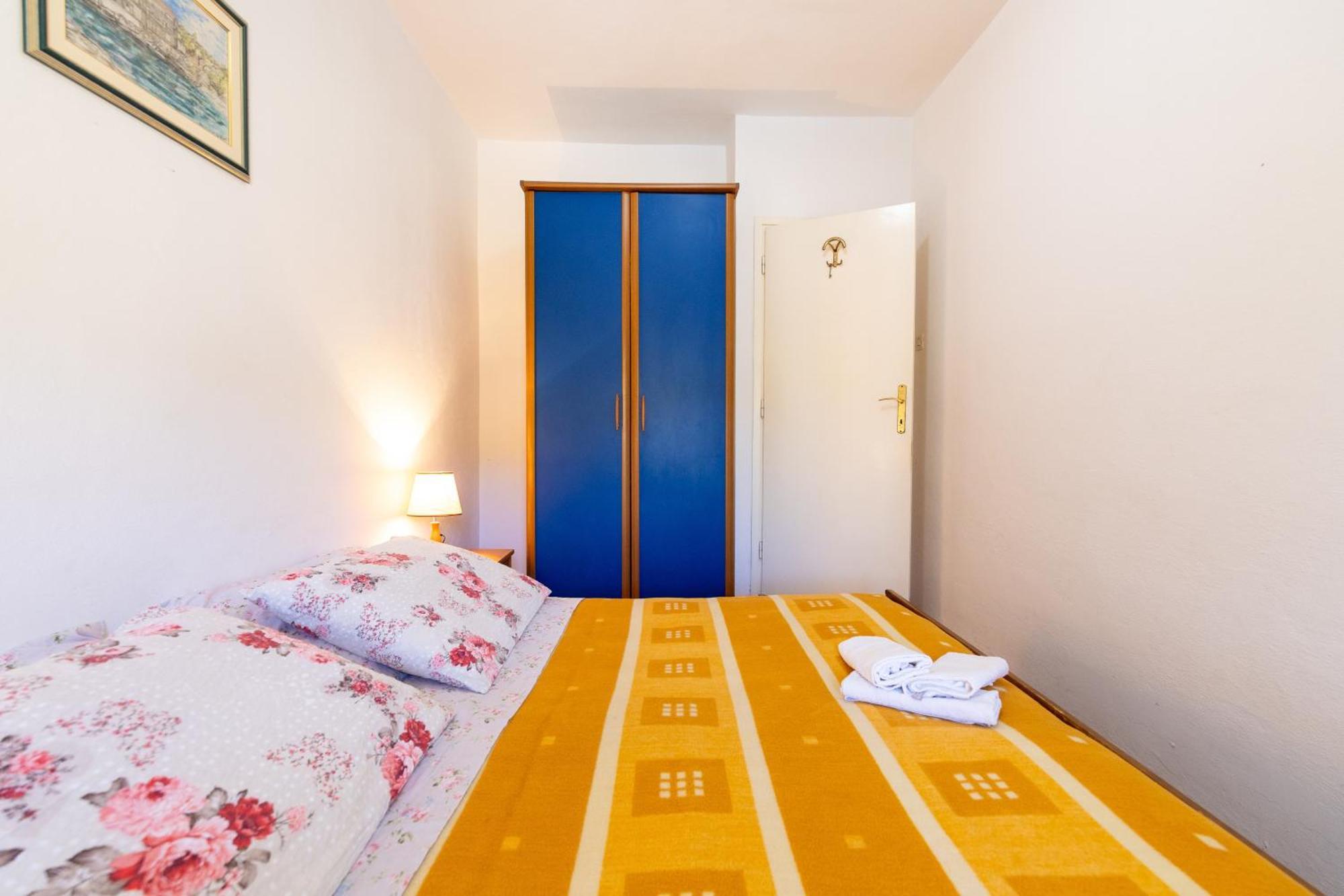 Apartments By The Sea Cove Zarace - Gdinj, Hvar - 2047 Phòng bức ảnh